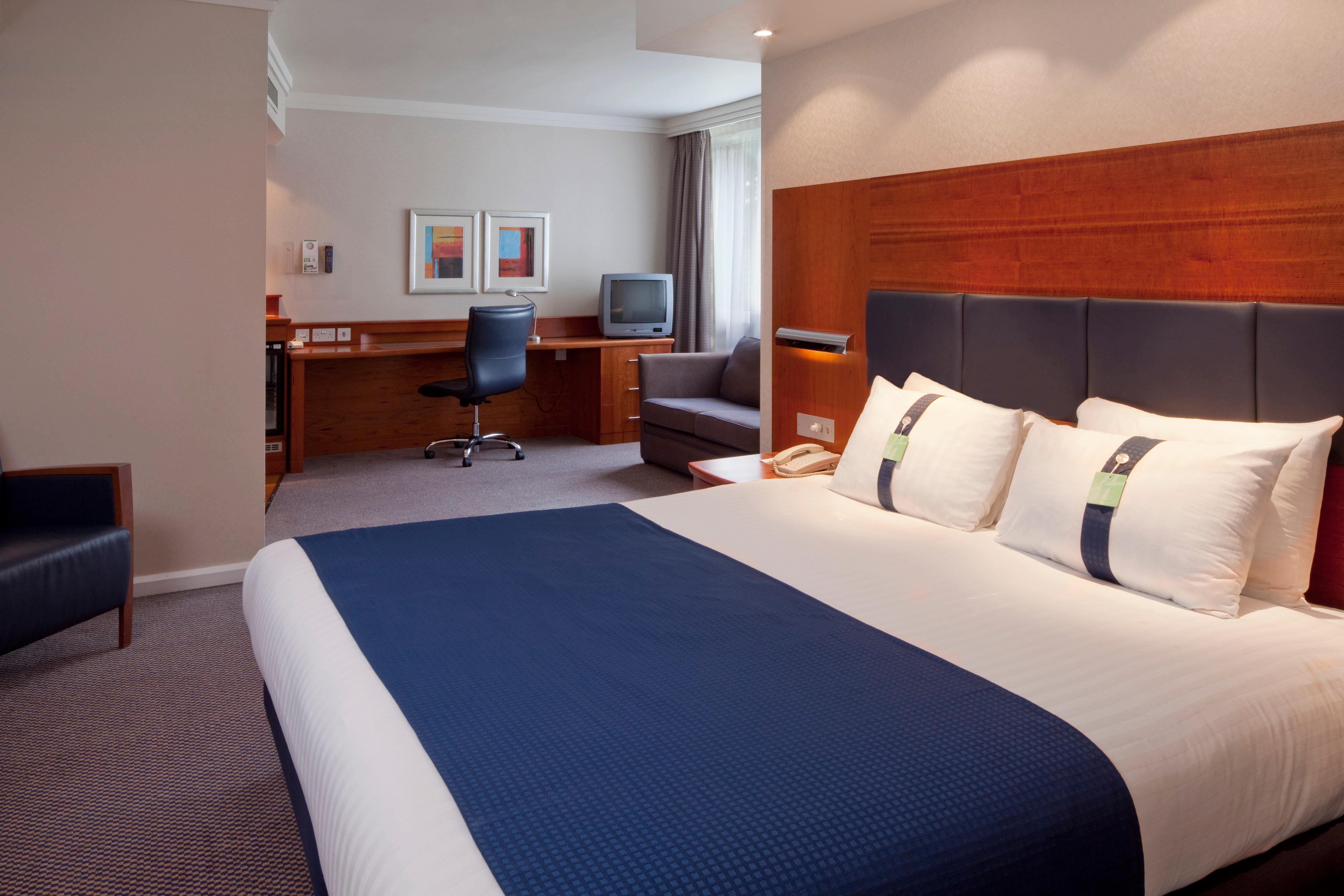 Holiday Inn Maidenhead Windsor, An Ihg Hotel Экстерьер фото